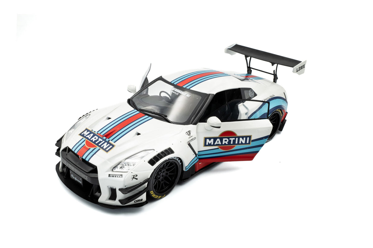 Solido 1:18 NISSAN GT-R (R35) W/ LIBERTY WALK BODY KIT 2.0 M 2024 S1805819