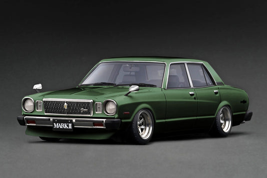 Ignition Model 1:18 Toyota MarkⅡ Sedan Grande (MX41) Green Metallic
