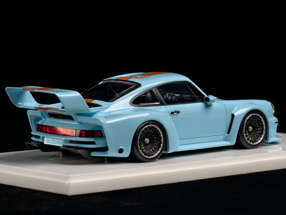 MCM 1:18 Porsche Singer DLS Turbo (4 Versions)