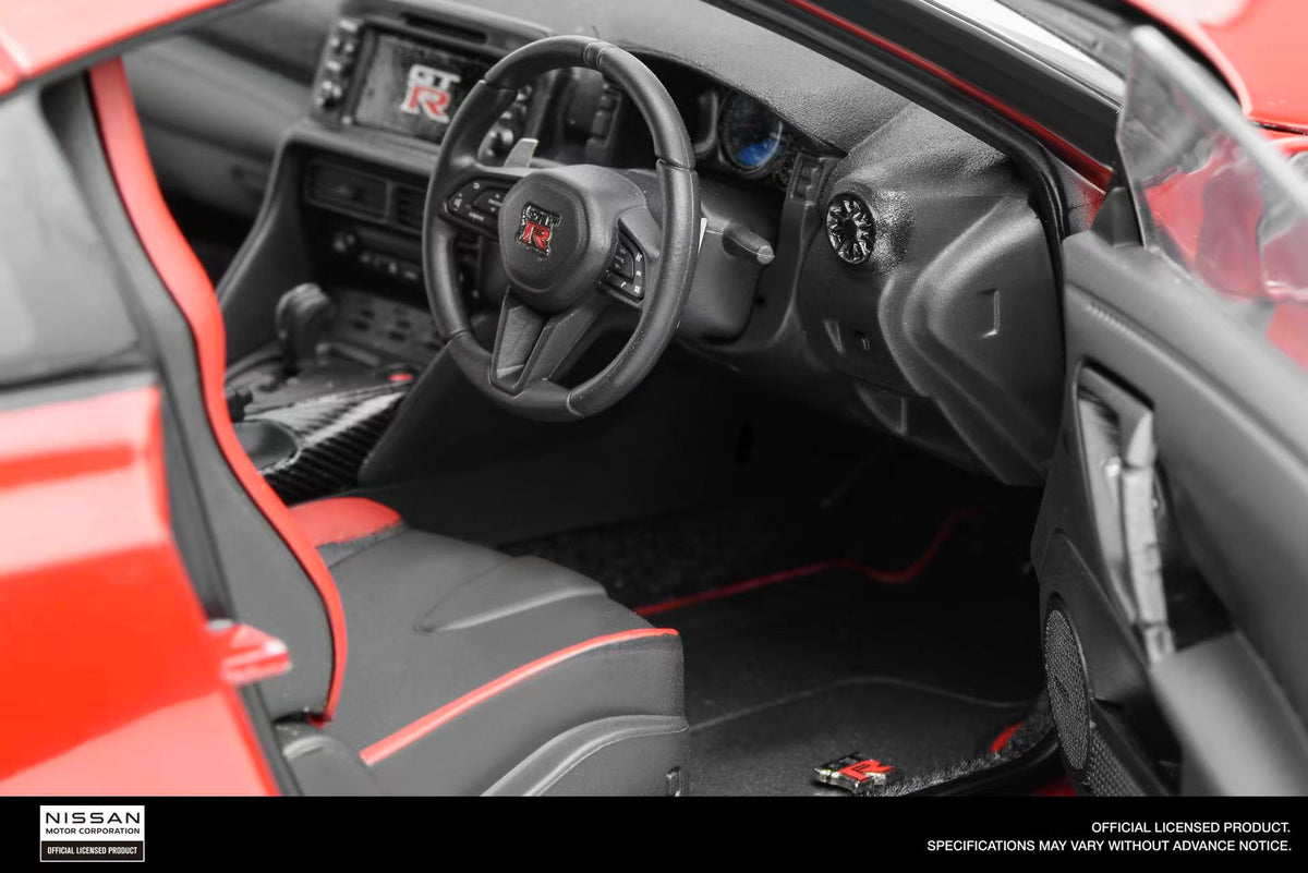 Motorhelix 1:18 Nissan GT-R (R35) Track Edition Engineered by NISMO 2020 (3 Colors)