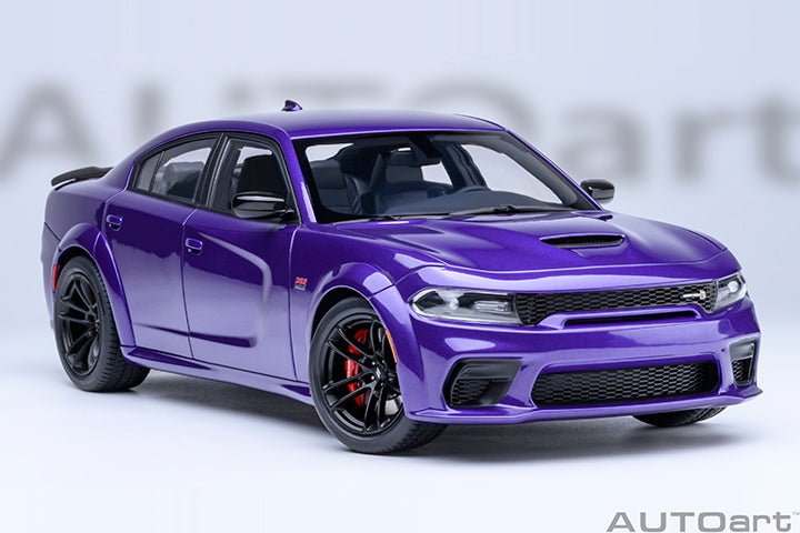 AUTOart 1:18 Dodge Charger Scat Pack Widebody Plum Crazy 71757