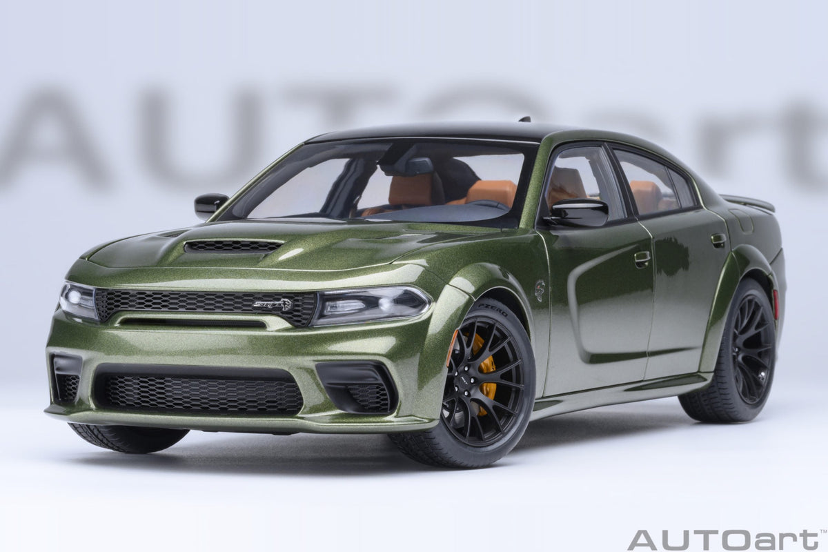 AUTOart 1:18 Dodge Charger SRT Hellcat Redeye jailbreak F8 Green 71752