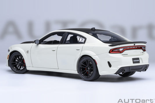 AUTOart 1:18 Dodge Charger SRT Hellcat Redeye jailbreak Knuckle White 71751