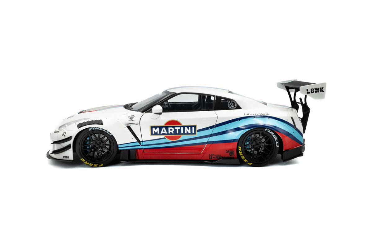 Solido 1:18 NISSAN GT-R (R35) W/ LIBERTY WALK BODY KIT 2.0 M 2024 S1805819
