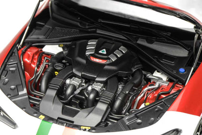MOTORHELIX 1:18 Alfa Romeo Giulia GTAm Red Two-Tone /ltaly#69 M89010