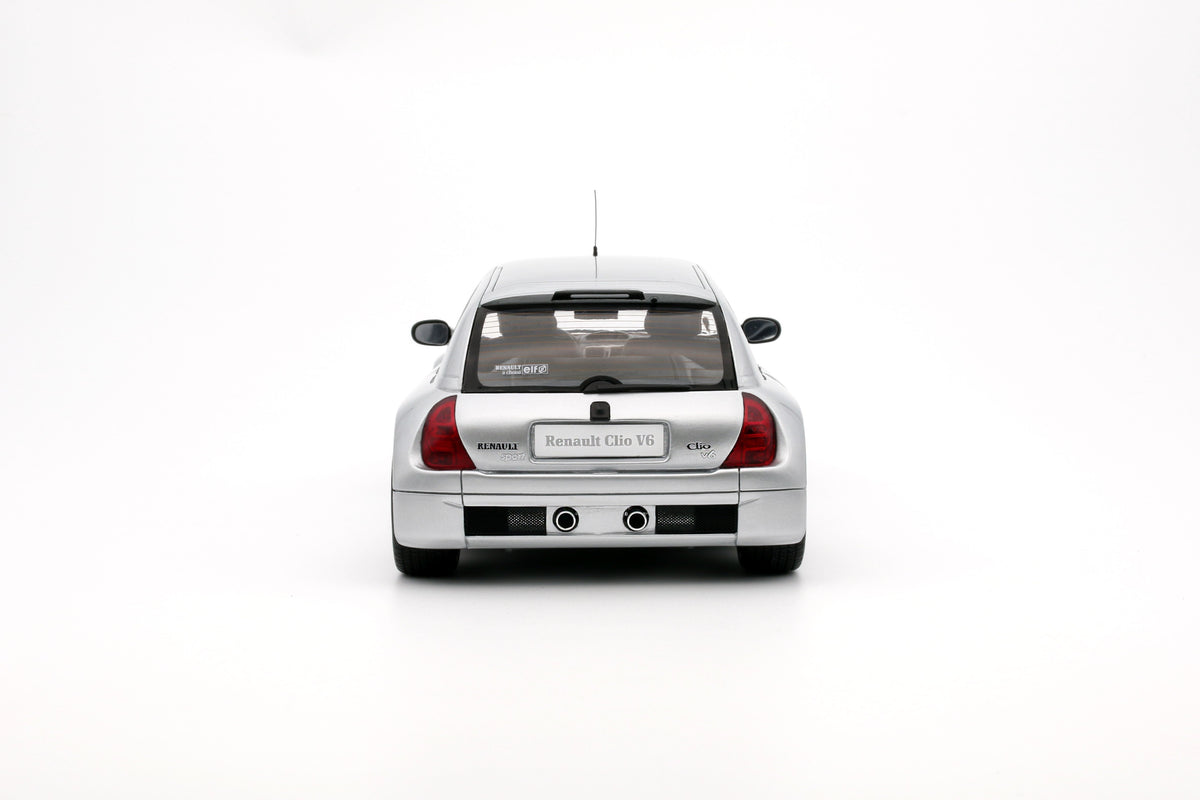 OttOmobile 1:18 RENAULT CLIO V6 PHASE 1 SILVER 2001