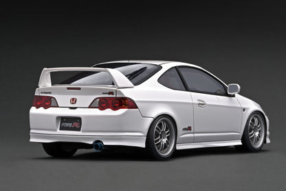 IG 1:18 Honda INTEGRA (DC5) TYPE R White IG3327