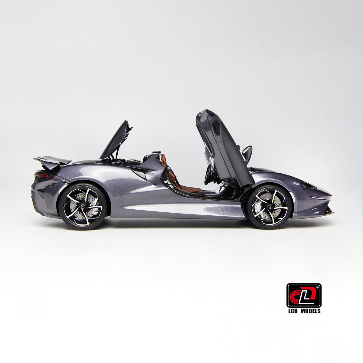 LCD 1:18 McLaren ELVA - Metallic Grey LCD18015-GR