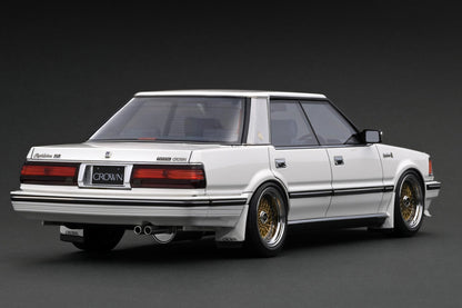 Ignition Model 1:18 Toyota Crown 3.0 Royal Saloon G (120) Pearl White/Gold (2 Colours)
