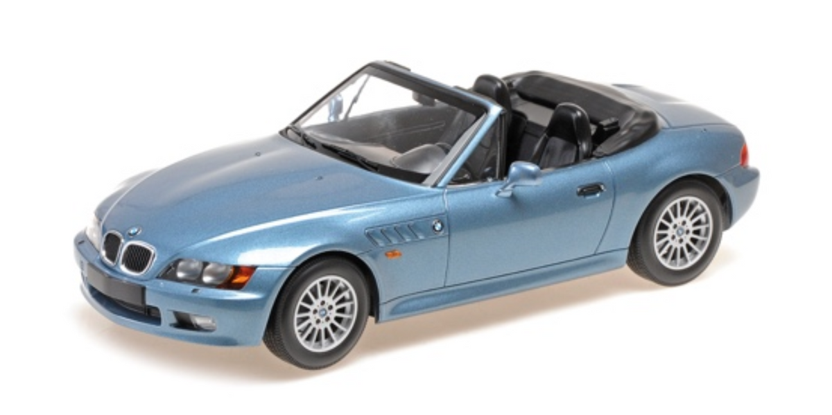 MINICHAMPS 1:18 BMW Z3 ROADSTER - 1997 LIGHT BLUE METALLIC 155024130