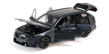 MINICHAMPS 1:18 BMW M5 TOURING - 2024 - GREY METALLIC 110023901