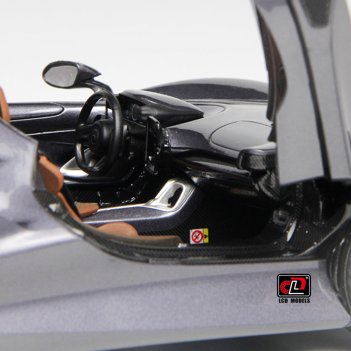 LCD 1:18 McLaren ELVA - Metallic Grey LCD18015-GR