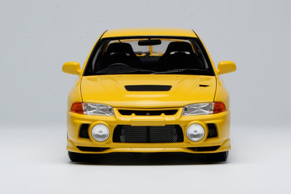 Motorhelix 1:18 Mitsubishi Lancer Evolution IV DANDELION YELLOW M84006