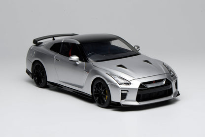 [Preorder] Motorhelix 1:18 Nissan GT-R (R35) Track Edition Engineered by NISMO T-Spec 2022 Silver M83517
