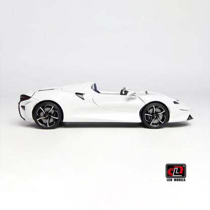LCD 1:18 McLaren ELVA - White LCD18015-WH