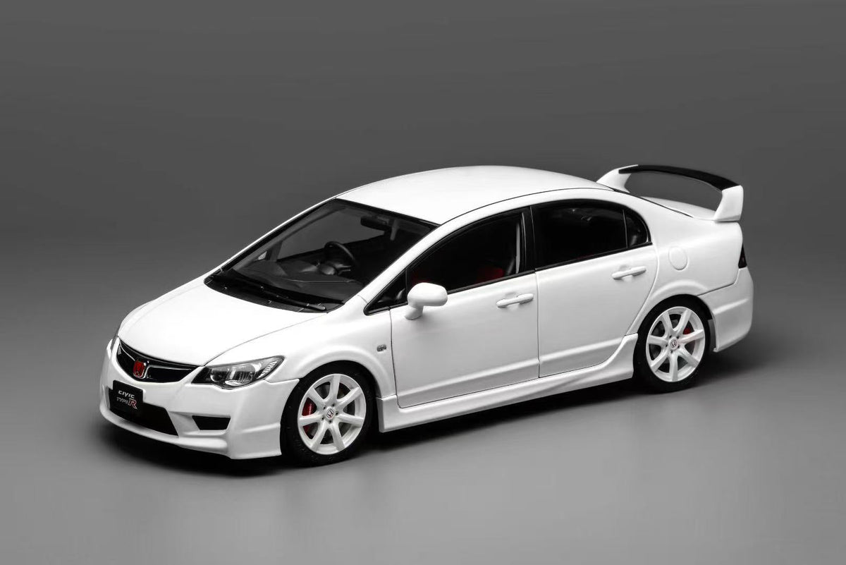 MOTORHELIX 1:18 Honda Civic Type R (FD2) 2007 Facelift Premium White Pearl M85404