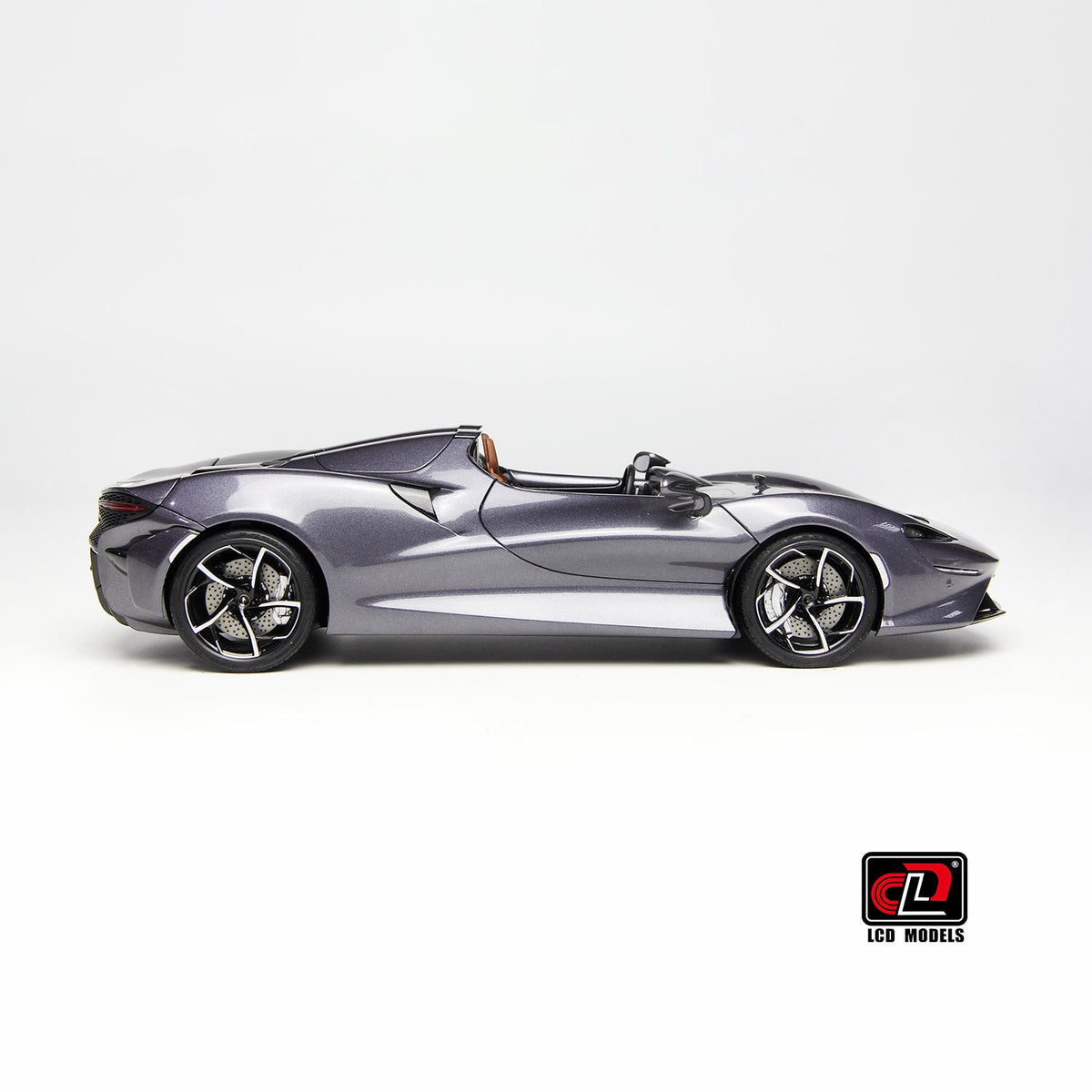 LCD 1:18 McLaren ELVA - Metallic Grey LCD18015-GR