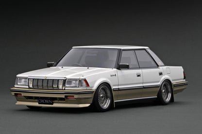 Ignition Model 1:18 Toyota Crown 2.8 Royal Saloon G (120) (3 Versions)