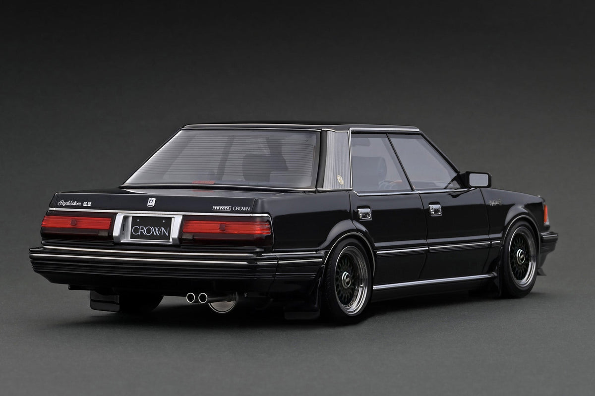 Ignition Model 1:18 Toyota Crown 2.8 Royal Saloon G (120) (3 Versions)