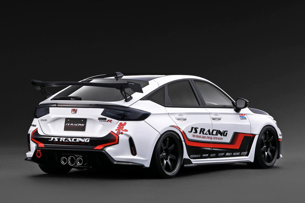 [Preorder] Ignition Model 1:18 Honda Civic Type-R J'S Racing (FL5) White *Demo Car IG3933
