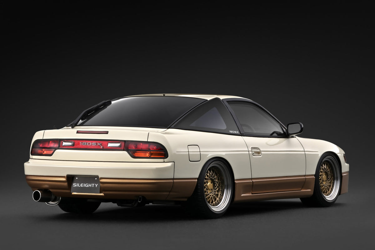 [Preorder] Ignition Model 1:18 Nissan Sileighty White/Gold IG4072
