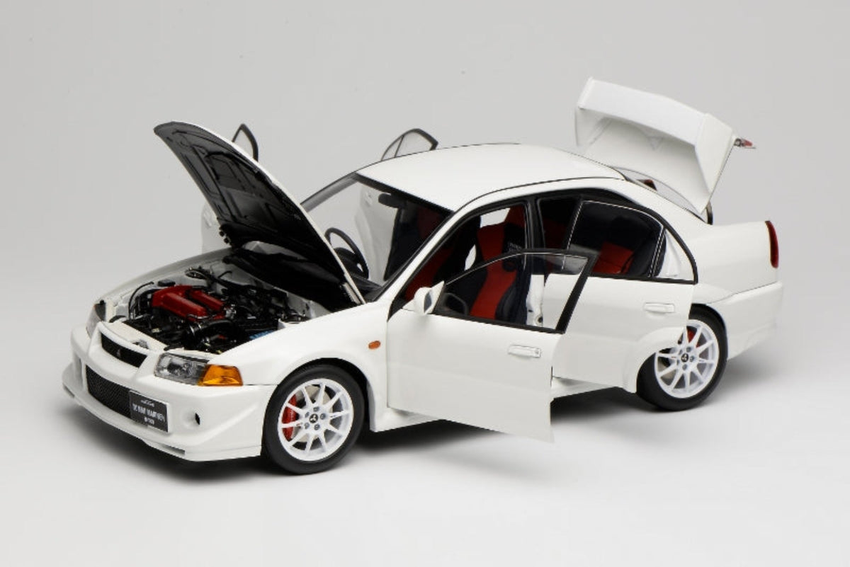 MOTORHELIX 1:18 Mitsubishi Lancer Evolution VI (6.5) (2 Colours)