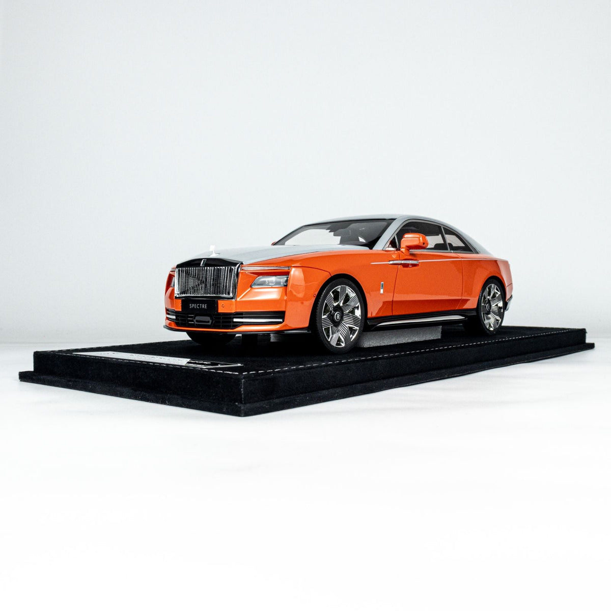 [Backorder] HH Model 1:18 Rolls-Royce Spectre (11 Colours)