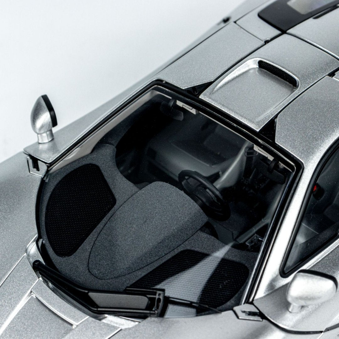 LCD 1:18 McLaren F1 XP5 Silver LCD18014-SI