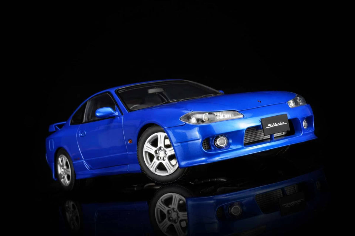 [Preorder] MOTORHELIX 1:18 Nissan Silvia S15 Spec-R Aero 1999 (3 Colours)