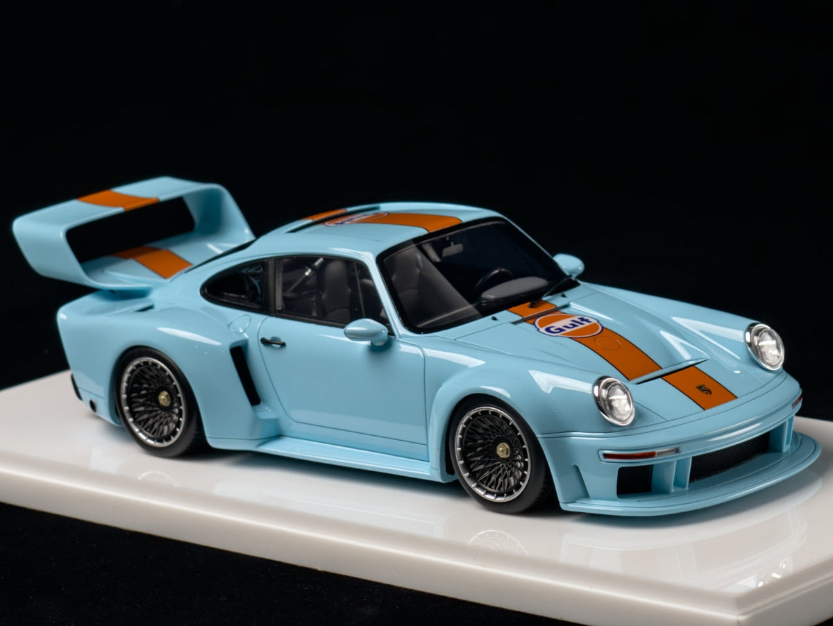 MCM 1:18 Porsche Singer DLS Turbo (4 Versions)