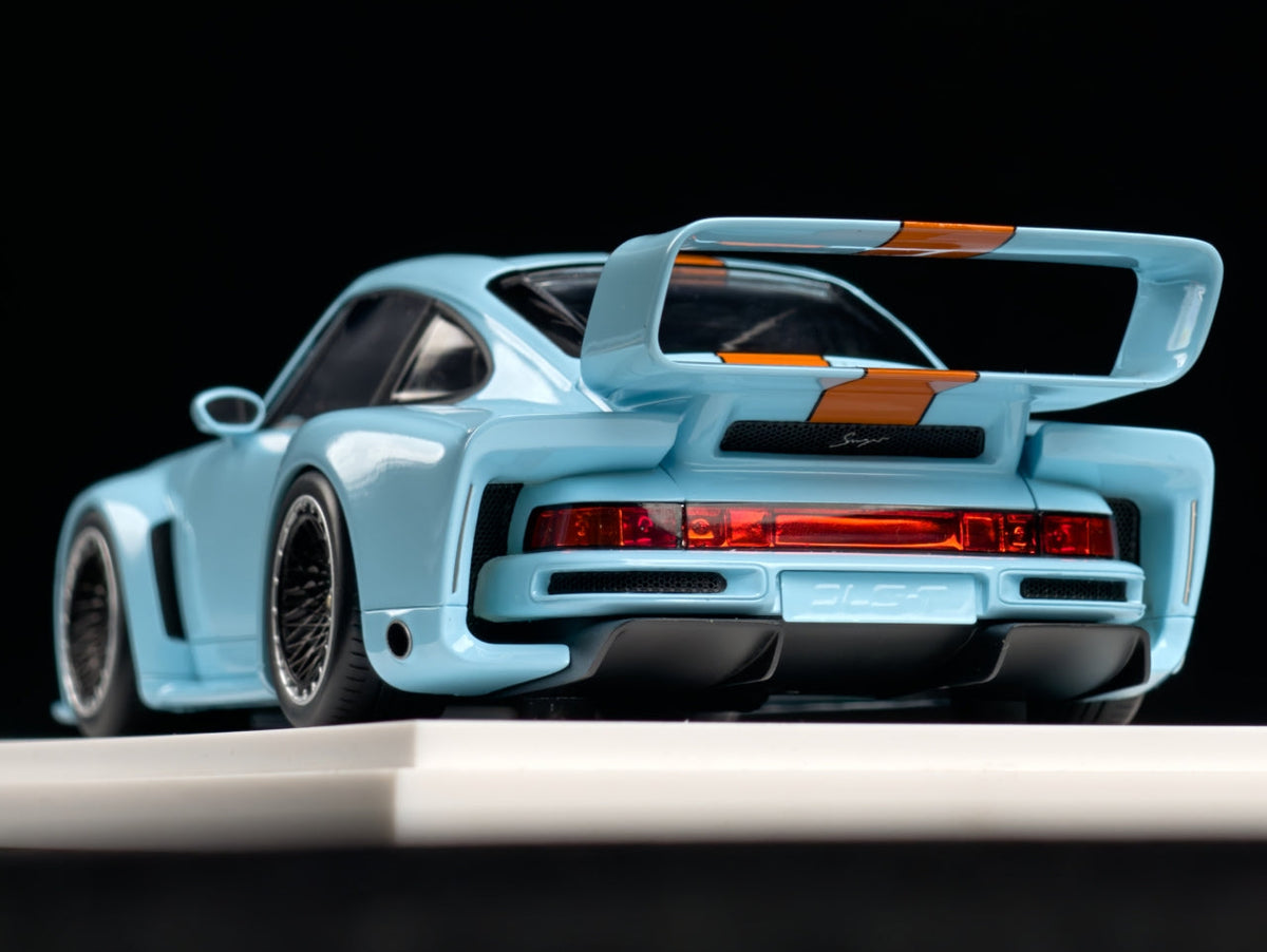 MCM 1:18 Porsche Singer DLS Turbo (4 Versions)