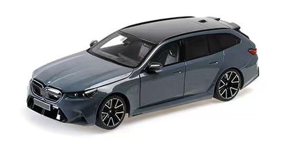 MINICHAMPS 1:18 BMW M5 TOURING - 2024 - GREY METALLIC 110023901