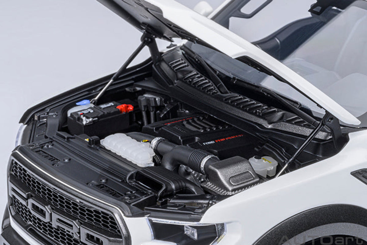 AUTOart 1:18 Ford F-150 Raptor Supercrew 2019 - Oxford White 72946