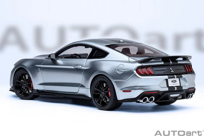 AUTOart 1:18 FORD MUSTANG SHELBY GT500 - Iconic Silver 73096