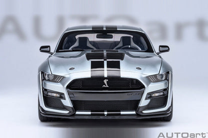 AUTOart 1:18 FORD MUSTANG SHELBY GT500 - Iconic Silver 73096