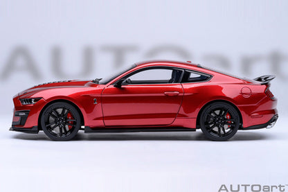 AUTOart 1:18 FORD MUSTANG SHELBY GT500 - Rapid Red 73098
