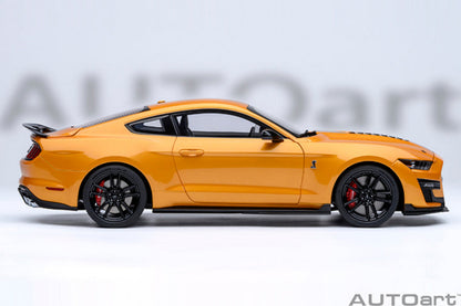AUTOart 1:18 FORD MUSTANG SHELBY GT500 - Cyber Orange 73099