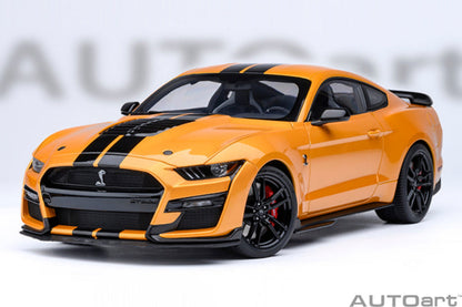 AUTOart 1:18 FORD MUSTANG SHELBY GT500 - Cyber Orange 73099