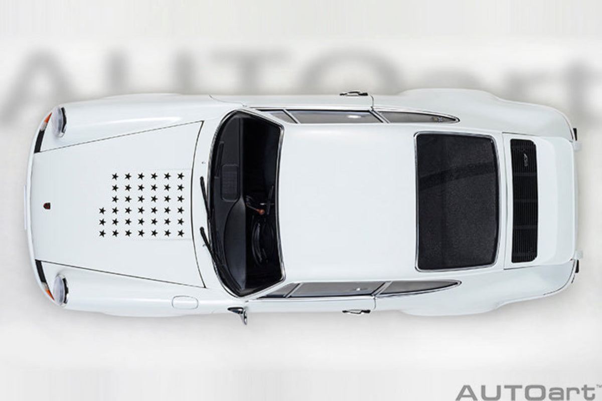 AutoArt 1:18 Porsche 911 Carrera 2.7 RS "The Circuit Wolf" - White 78026