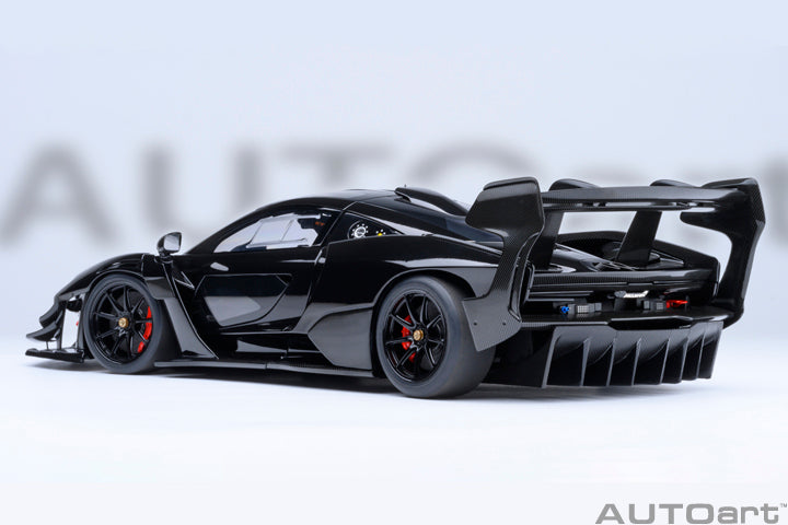 AUTOart 1:18 McLaren Senna GTR Onyz Black 81954