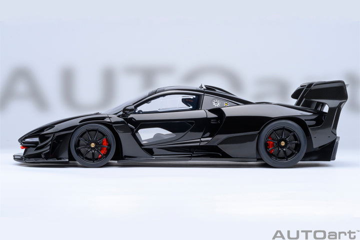 AUTOart 1:18 McLaren Senna GTR Onyz Black 81954