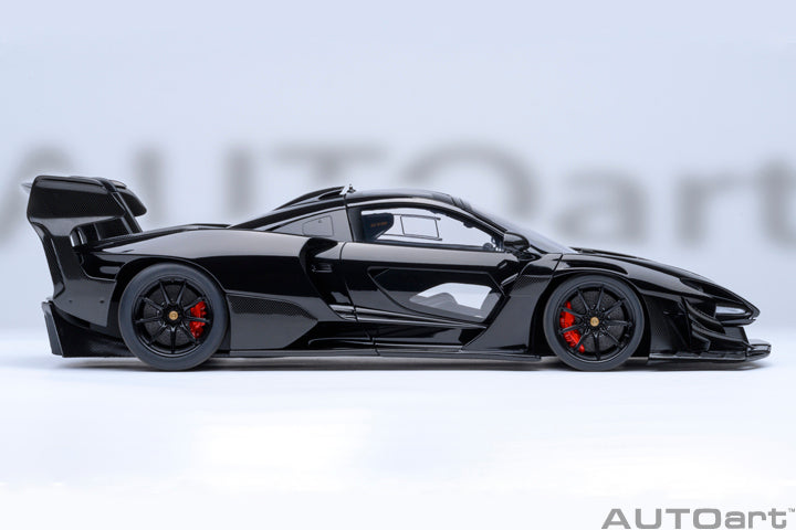 AUTOart 1:18 McLaren Senna GTR Onyz Black 81954