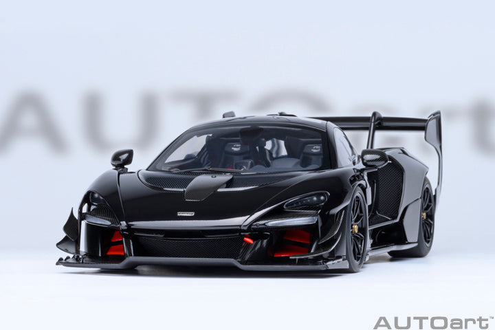 AUTOart 1:18 McLaren Senna GTR Onyz Black 81954