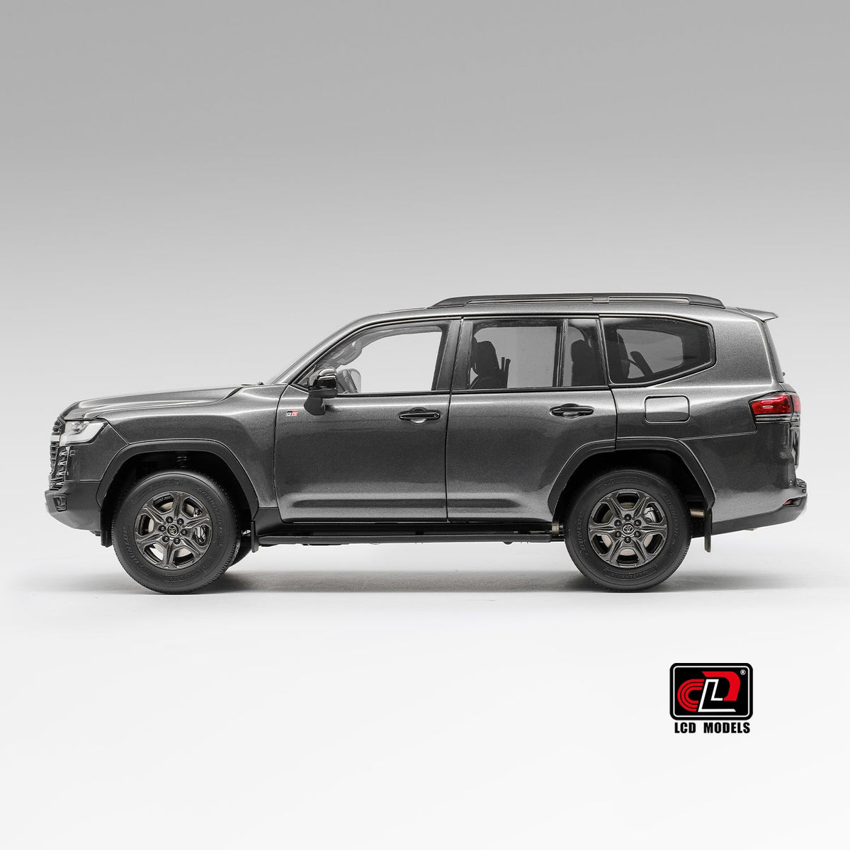 [Preorder] LCD 1:18 Toyota Land Cruiser LC300-GR Sport (4 Colours) LCD18013