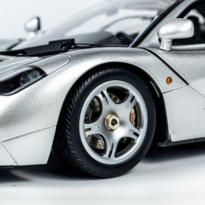 LCD 1:18 McLaren F1 XP5 Silver LCD18014-SI