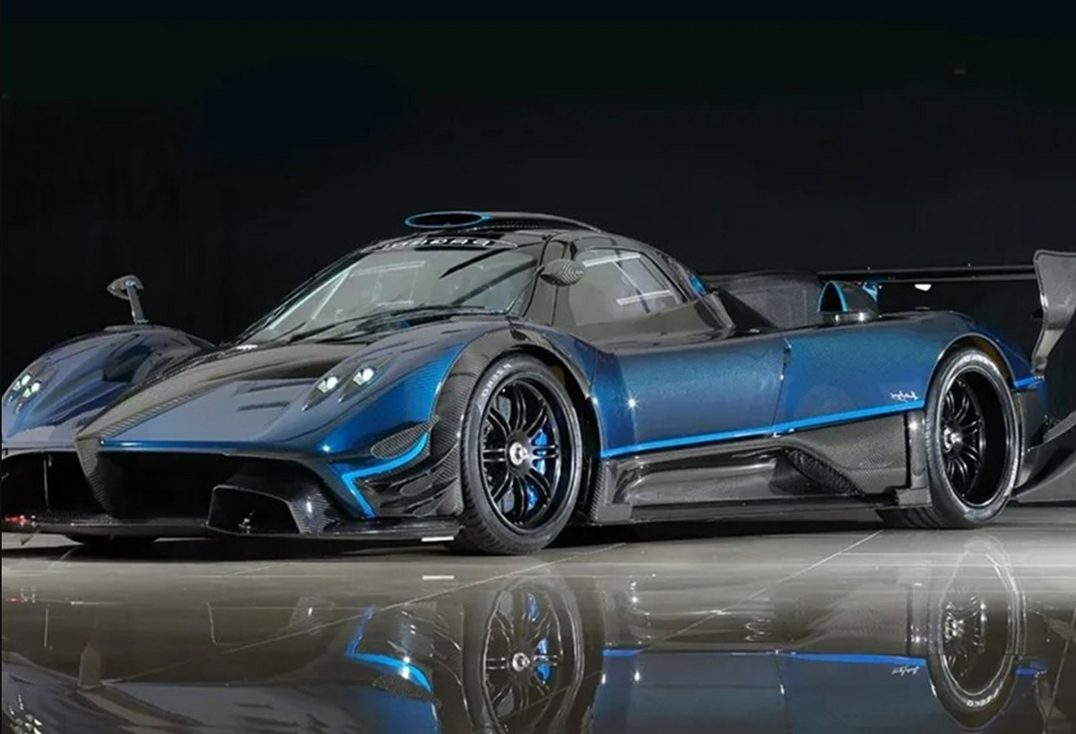 [Preorder] BBR 1:18 Pagani Zonda Revolucion diecast full open SPECIAL PACK 850625021DIE