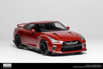 Motorhelix 1:18 Nissan GT-R (R35) Track Edition Engineered by NISMO 2020 (3 Colors)