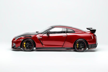 Motorhelix 1:18 Nissan GT-R NISMO (R35) Special Edition 2022 (3 Colors)