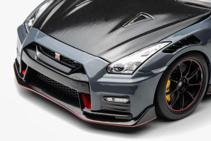 Motorhelix 1:18 Nissan GT-R NISMO (R35) Special Edition 2022 (3 Colors)