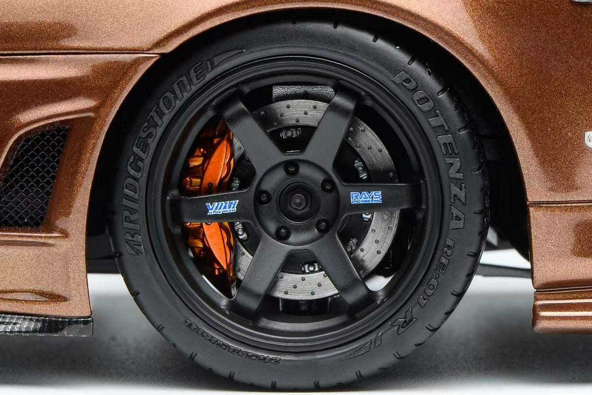 Motorhelix 1:18 Nissan Skyline GT-R (R34) CUSTOMIZED VERSION